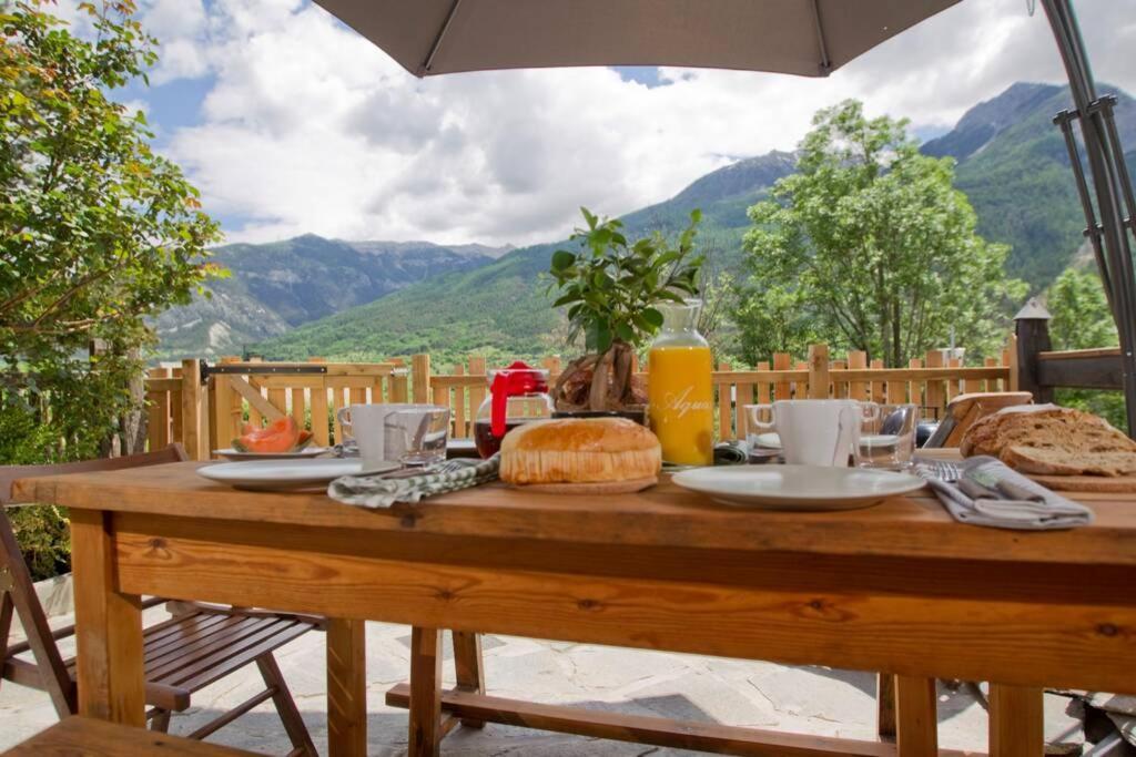 Ferienwohnung * Calme Et Cozy *Wifi*Vue Imprenable* Puy-Saint-André Exterior foto